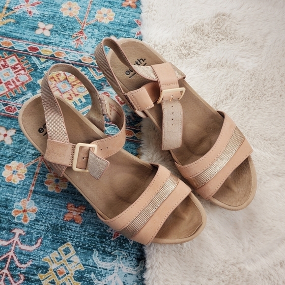 Earth Chestnut Platform Sandal Women US 10 - Picture 2 of 12